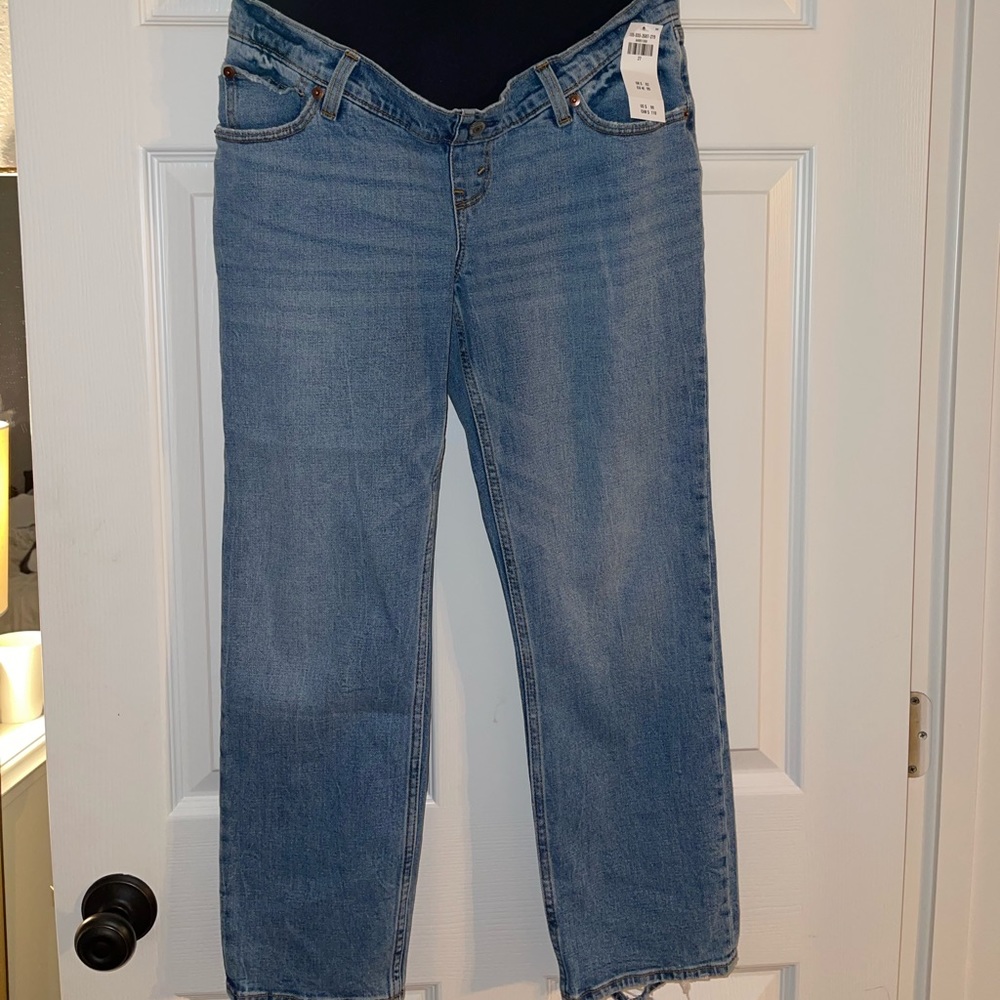Never been worn Abercrombie & Fitch maternity jeans